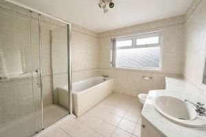 Photo 19- click for photo gallery